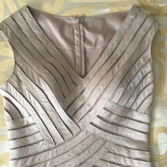 Dusty Rose Tahari Midi Dress - Picture 3 of 8